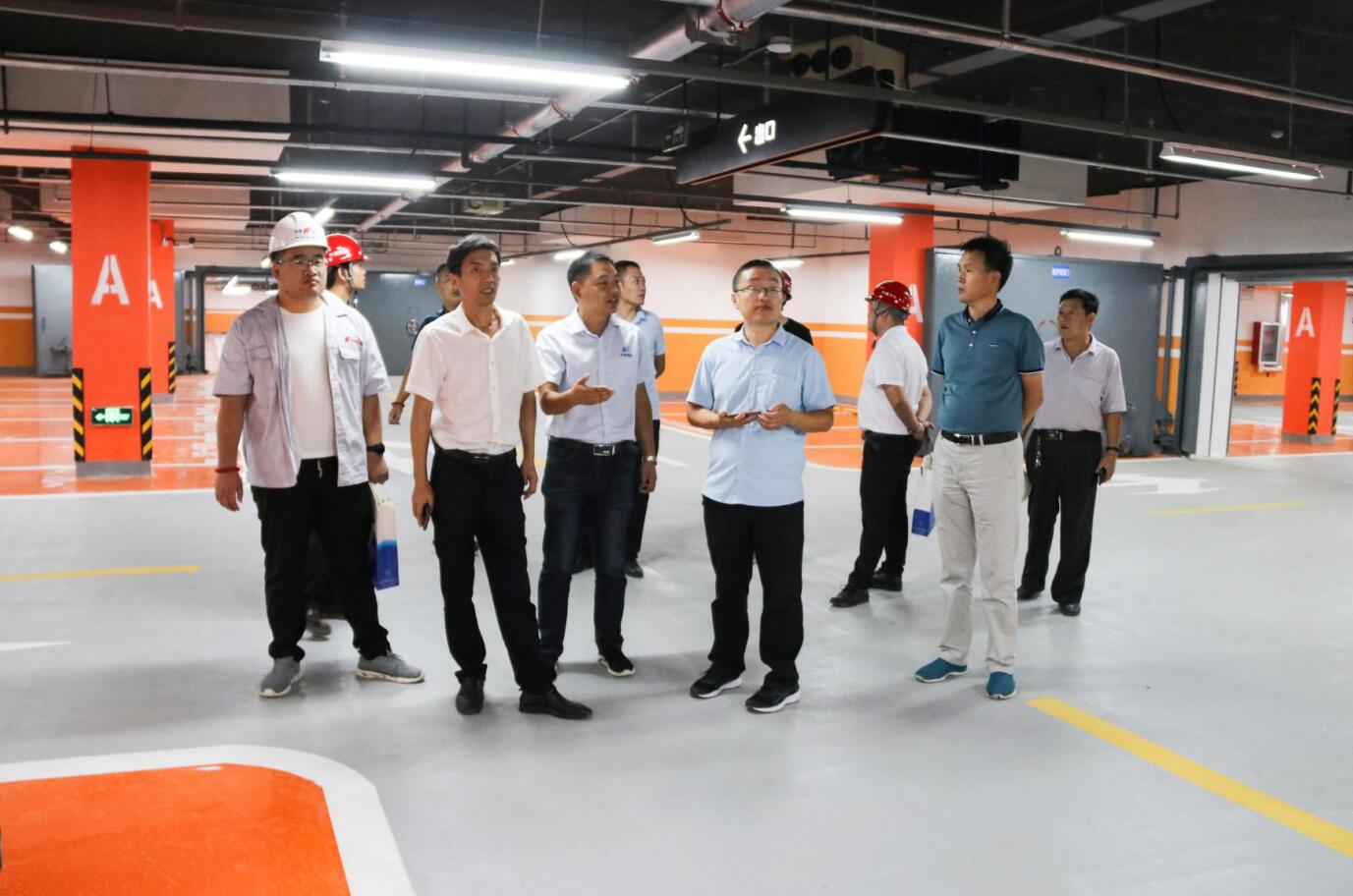 中建聯(lián)合|住宅工程竣前質(zhì)量觀摩會暨“兩大行動”推進(jìn)會在海爾珺璽項目順利舉行(圖3) 中建聯(lián)合|住宅工程竣前質(zhì)量觀摩會暨“兩大行動”推進(jìn)會在海爾珺璽項目順利舉行(圖3)