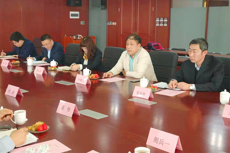 德才集團(tuán)董事長(zhǎng)葉德才偕高管團(tuán)隊(duì)赴榮華建設(shè)集團(tuán)訪問(wèn)交流(圖2)